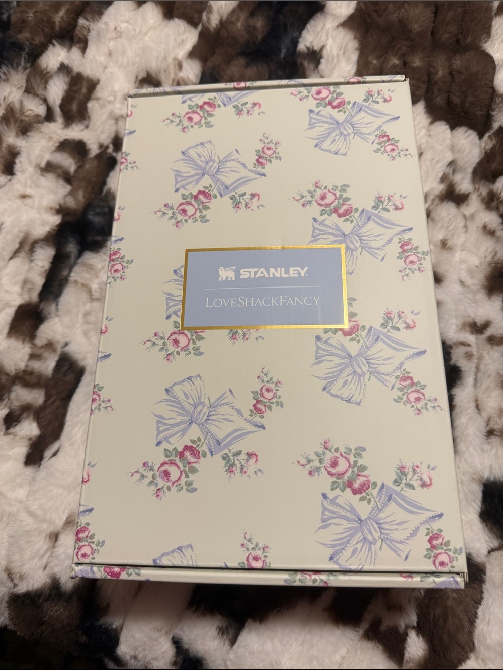 Stanley LoveShackFancy Floral Tumbler in Cream & Pink Like New - Picture 7 of 7